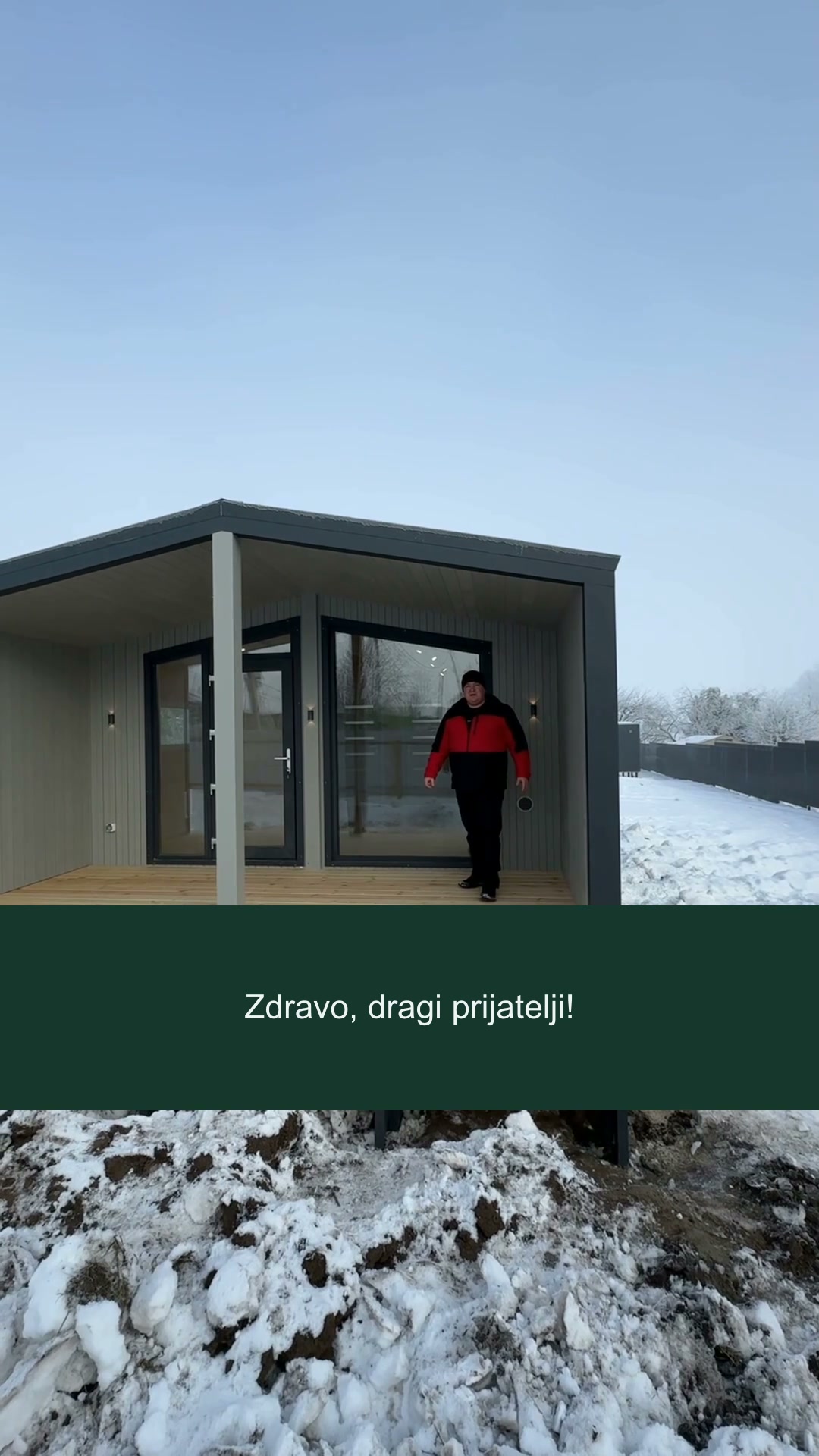 Kuća 5 × 8 m sa dve spavaće sobe i terasom